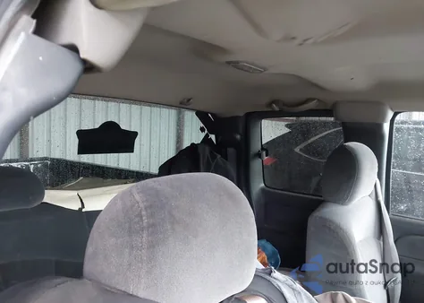 2000 Chevrolet Silverado Ls из США, поврежденный, VIN 2GCEC19V7Y1404656